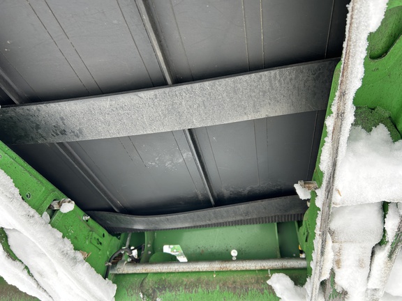 2022 John Deere RD40F Header Combine