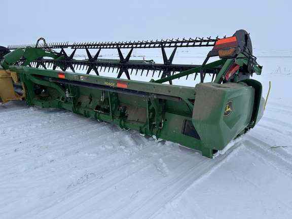2022 John Deere RD40F Header Combine