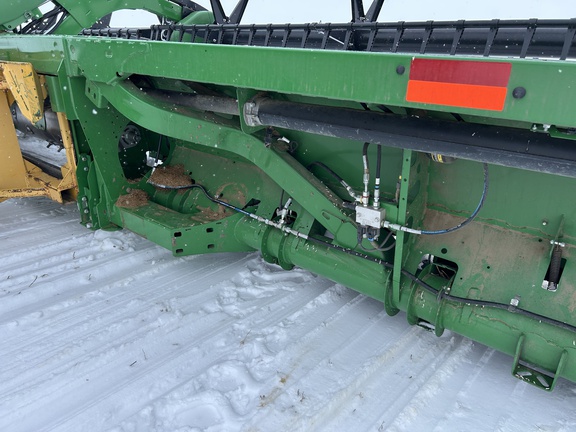 2022 John Deere RD40F Header Combine