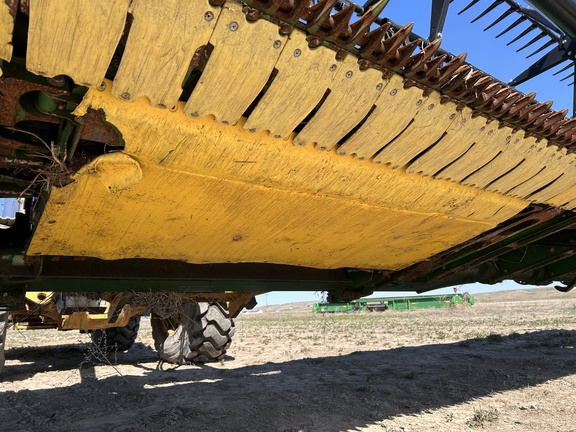 2022 John Deere RD40F Header Combine