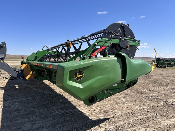 2022 John Deere RD40F Header Combine