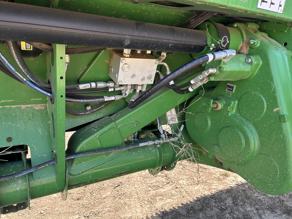2022 John Deere RD40F Header Combine