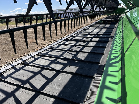 2022 John Deere RD40F Header Combine