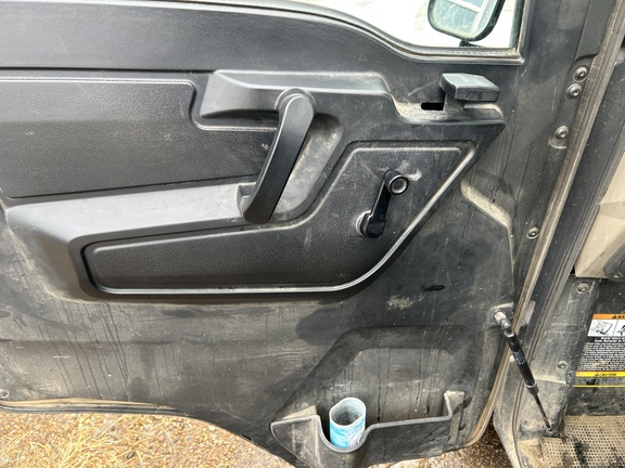 2022 John Deere XUV 835R ATV