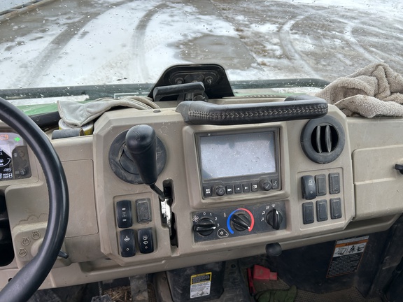 2022 John Deere XUV 835R ATV