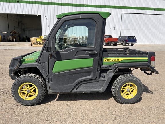 2022 John Deere XUV 835R ATV