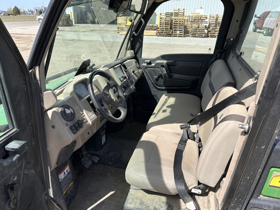 2022 John Deere XUV 835R ATV