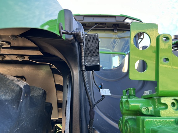 2025 John Deere 9R 590 Tractor 4WD