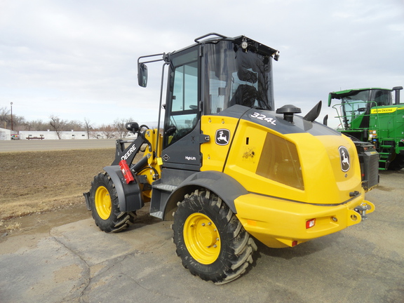 2021 John Deere 324L Compact Utility Loader