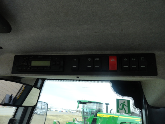 2021 John Deere 324L Compact Utility Loader