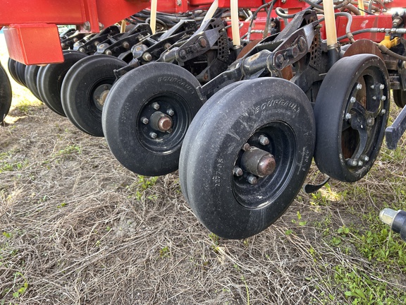 2012 Bourgault 3710 Air Seeder