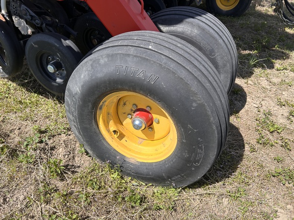 2012 Bourgault 3710 Air Seeder