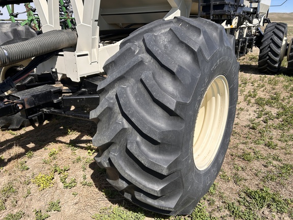 2012 Bourgault 3710 Air Seeder