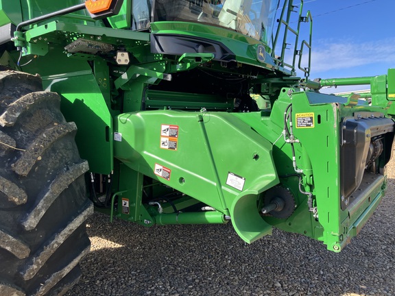 2025 John Deere S7 700 Combine