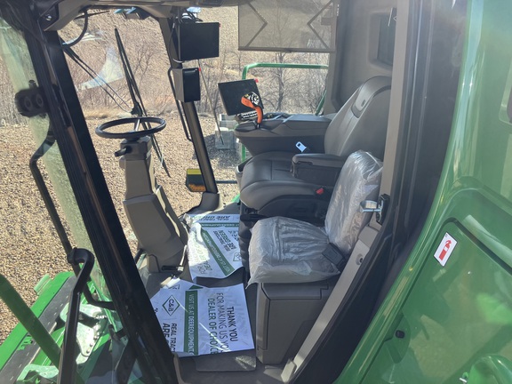 2025 John Deere S7 700 Combine