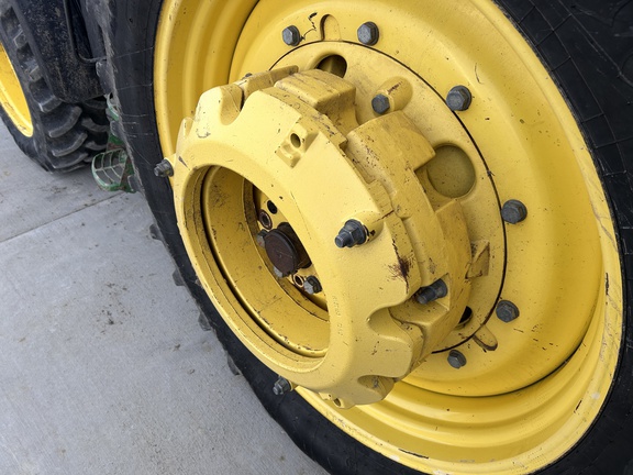 2012 John Deere 7230R Tractor