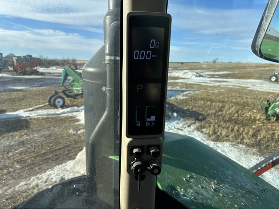 2016 John Deere 9470R Tractor 4WD