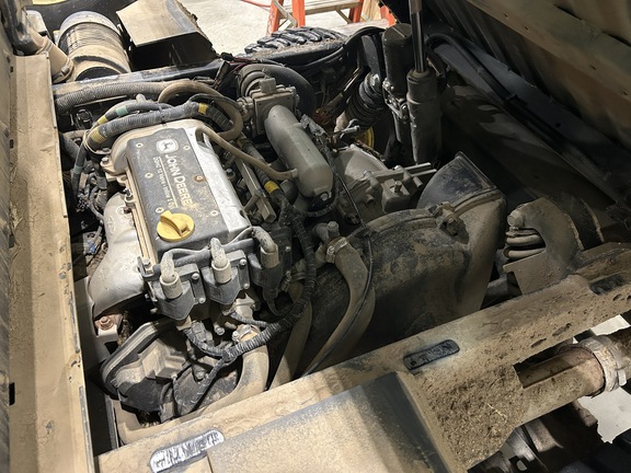 2023 John Deere XUV 835R ATV