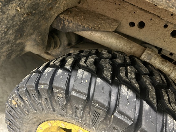 2023 John Deere XUV 835R ATV