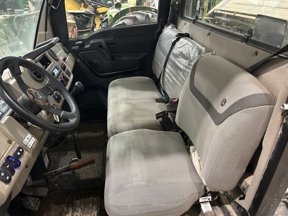 2023 John Deere XUV 835R ATV