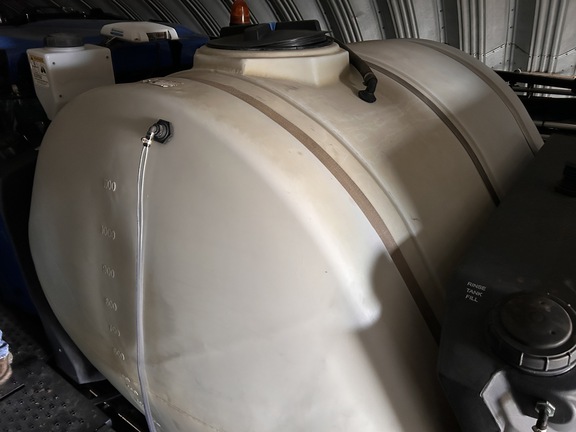 2013 New Holland SP.240F Sprayer/High Clearance