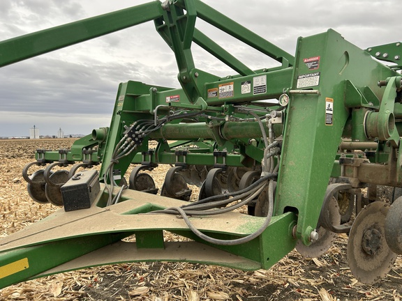 2015 John Deere 2730 Disk Ripper