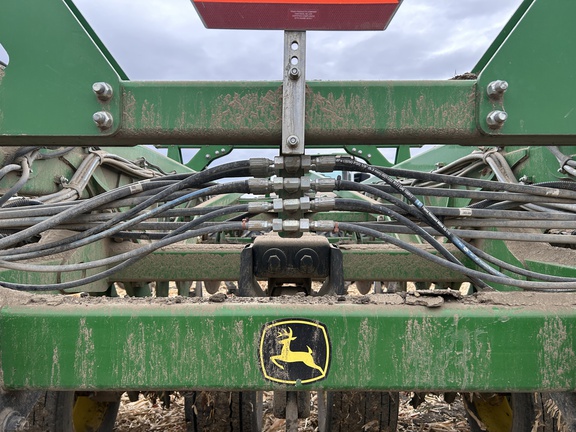 2015 John Deere 2730 Disk Ripper