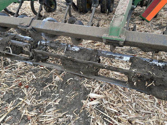 2015 John Deere 2730 Disk Ripper