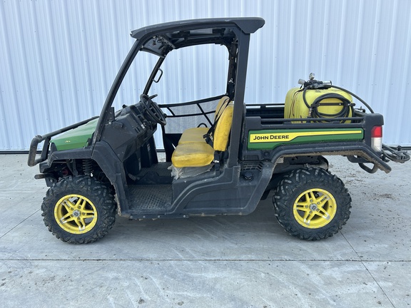 2022 John Deere XUV 835M ATV