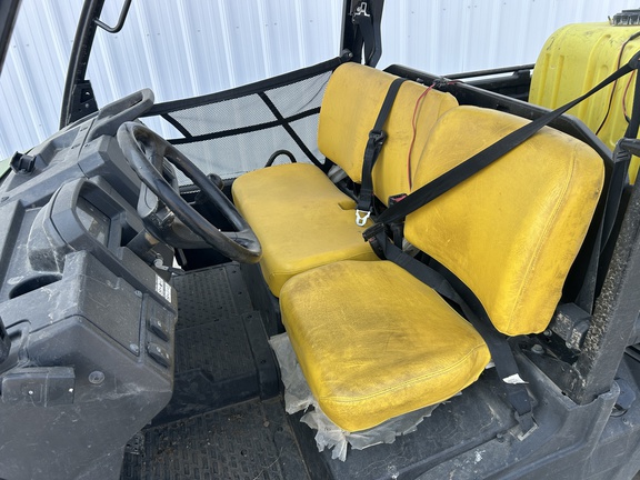 2022 John Deere XUV 835M ATV