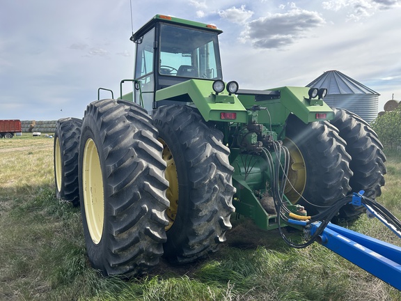 1996 John Deere 8770 Tractor 4WD