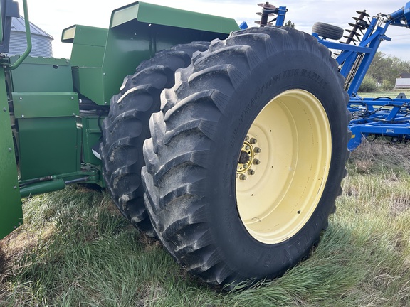 1996 John Deere 8770 Tractor 4WD