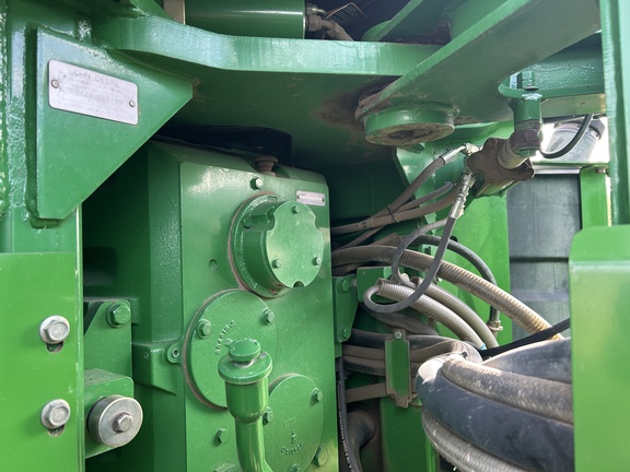 1996 John Deere 8770 Tractor 4WD