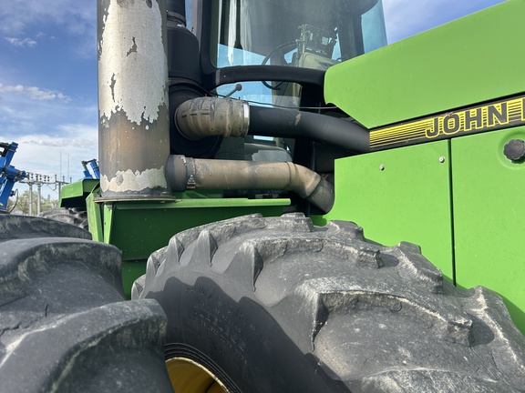 1996 John Deere 8770 Tractor 4WD