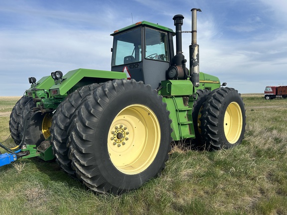 1996 John Deere 8770 Tractor 4WD