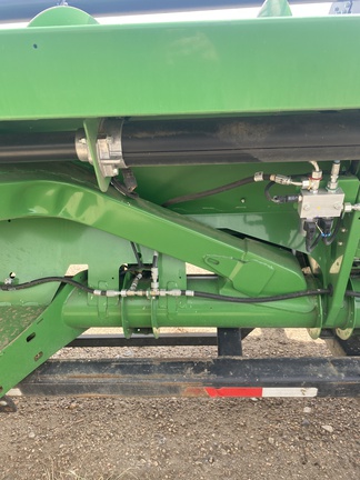 2023 John Deere RD40F Header Combine