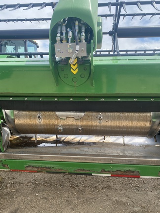 2023 John Deere RD40F Header Combine
