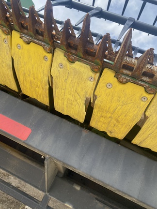 2023 John Deere RD40F Header Combine