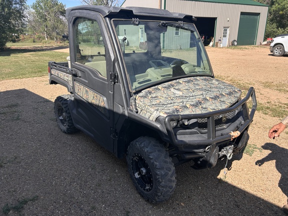 2019 John Deere XUV 835R ATV