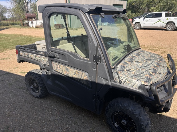 2019 John Deere XUV 835R ATV