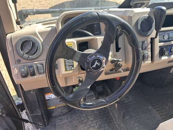 2019 John Deere XUV 835R ATV