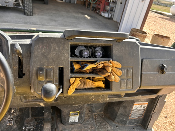 2020 John Deere XUV 835M ATV