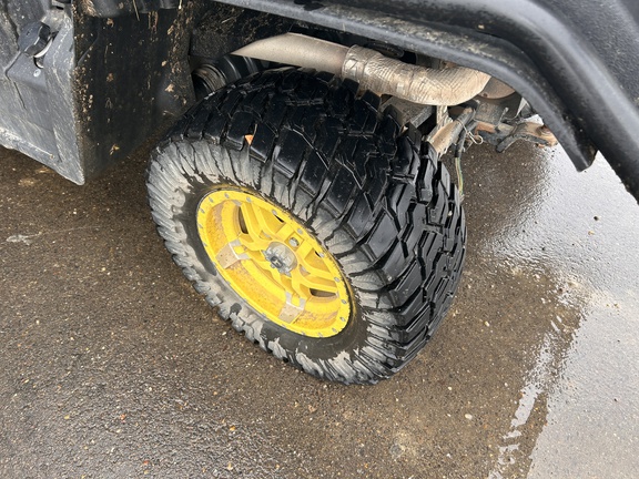 2023 John Deere XUV 835R ATV