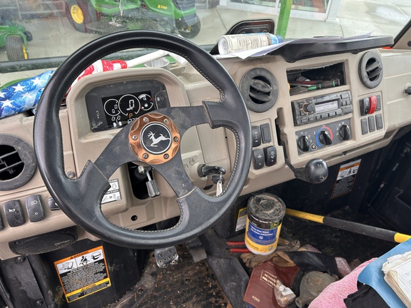 2023 John Deere XUV 835R ATV