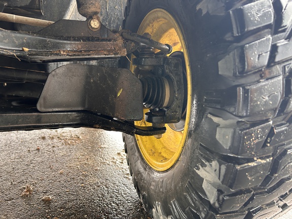 2023 John Deere XUV 835R ATV
