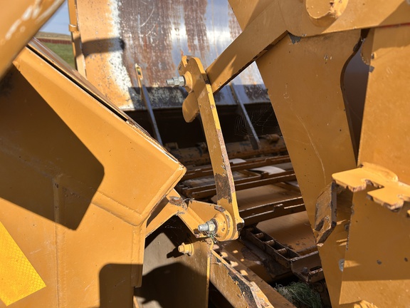 2022 Haybuster 2660 Bale Processor