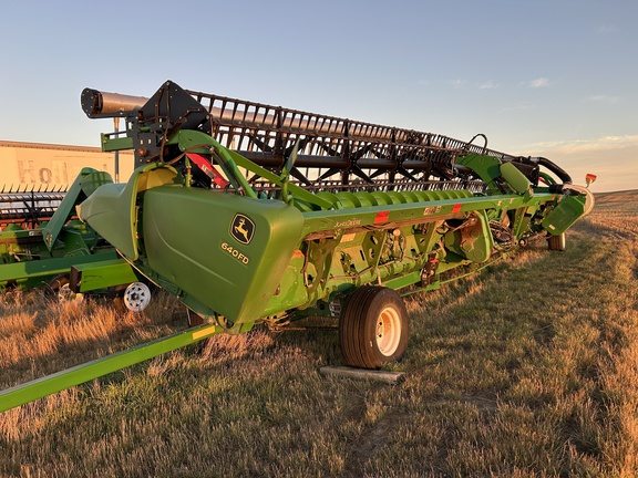 2017 John Deere 640FD Header Combine