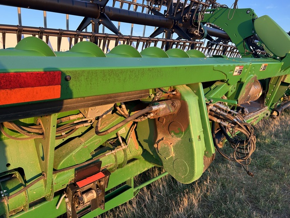 2017 John Deere 640FD Header Combine