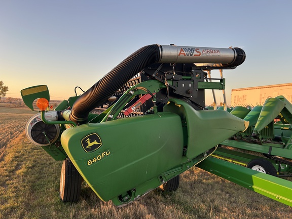 2017 John Deere 640FD Header Combine