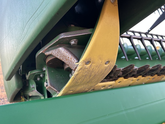 2017 John Deere 640FD Header Combine
